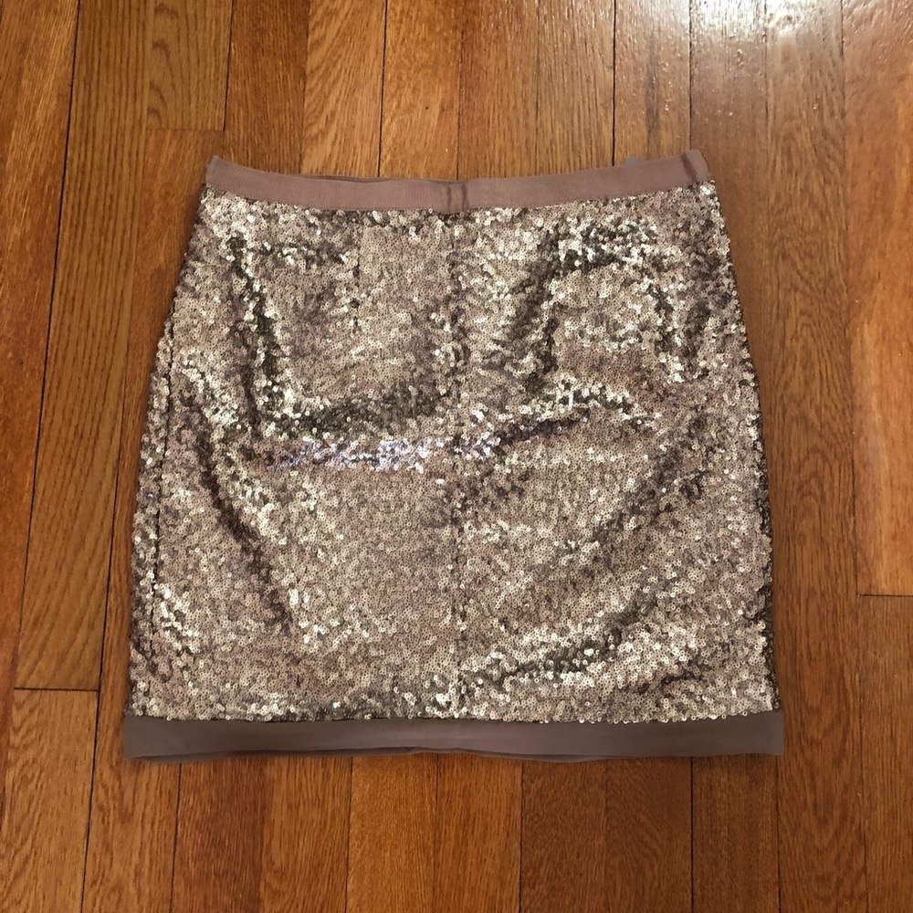 NWT Forever 21 Skirt Bronze Sequins Sz: M